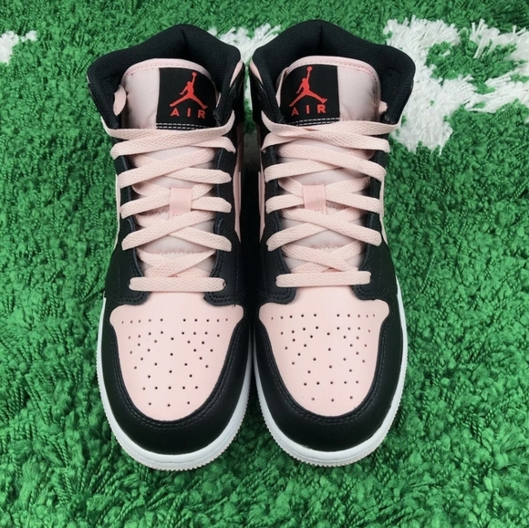 Nike Air Jordan 1 Mid GS Atmosphere Black Pink 6.5Y Women's 8 554725-604 - Picture 4 of 9